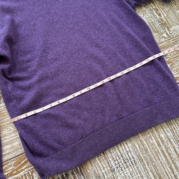 Masters - Greyson sweater - EUC - Picture 10 of 11